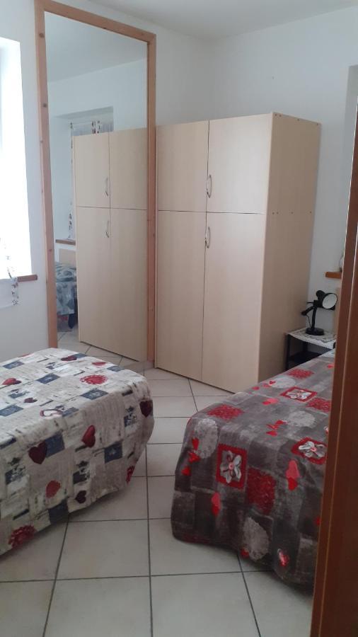 B&B Las Vegan Cles Luaran gambar